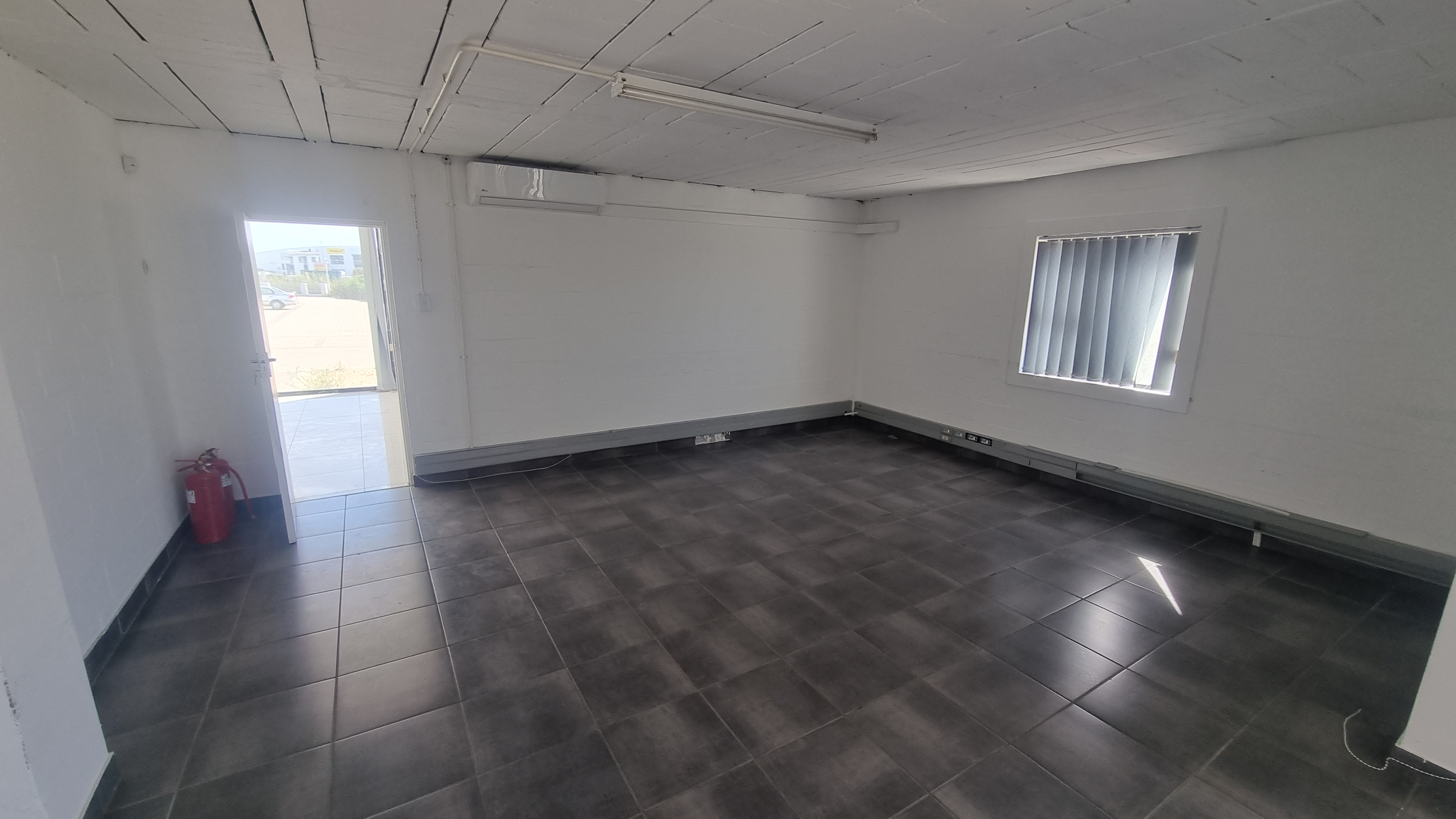 To Let commercial Property for Rent in Muizenberg Western Cape